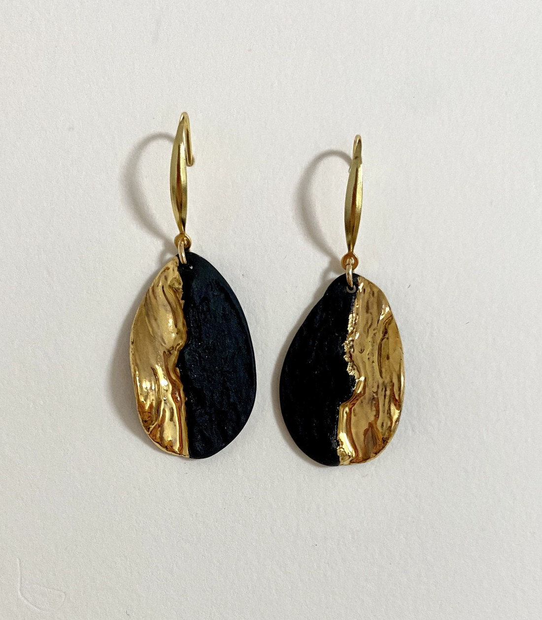 Obsidian Shore